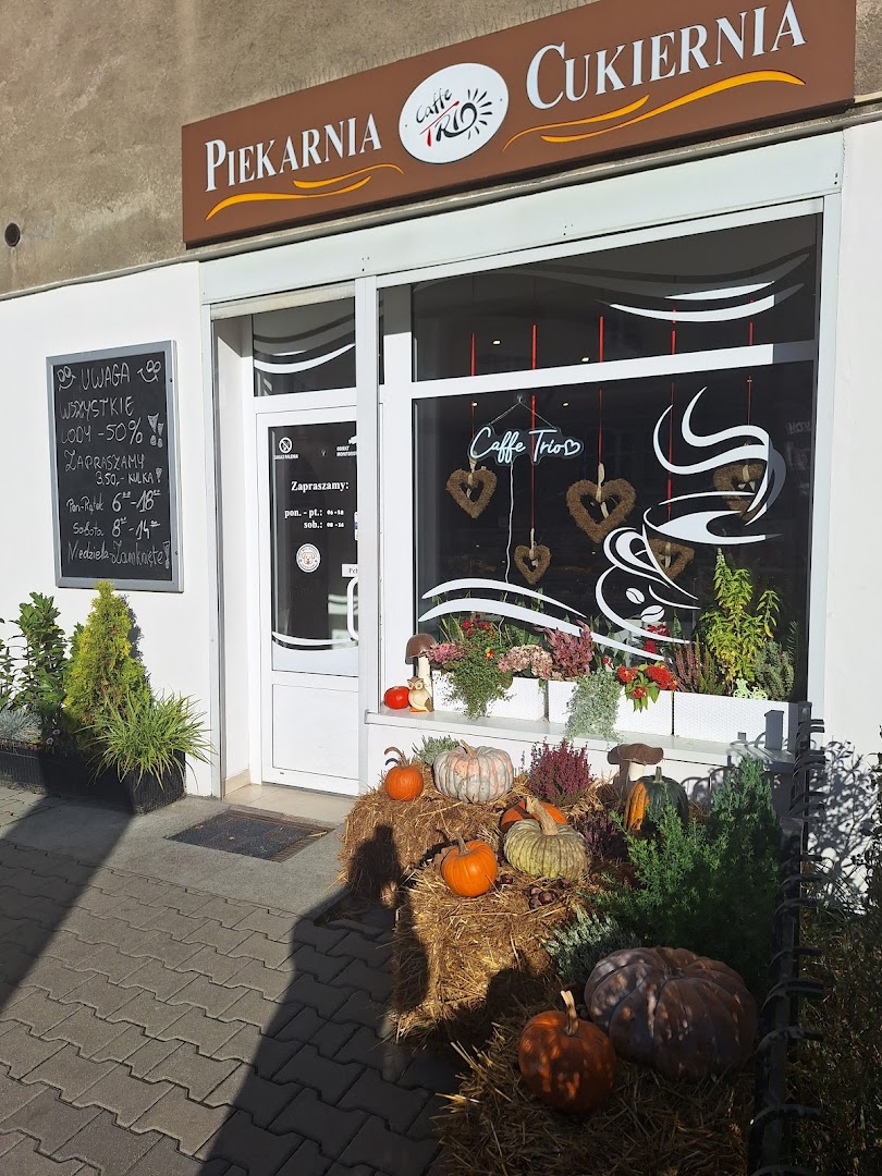 CaffeTrio. Gdzie Chleb Deser i Śniadanie Łączą Siły · Zdjęcia 7